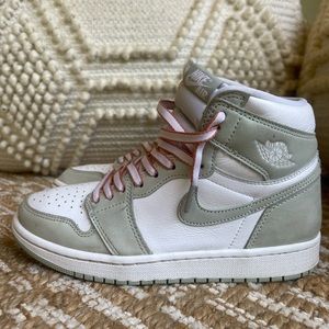 2021 Wmns Air Jordan I Retro High OG 'Seafoam'